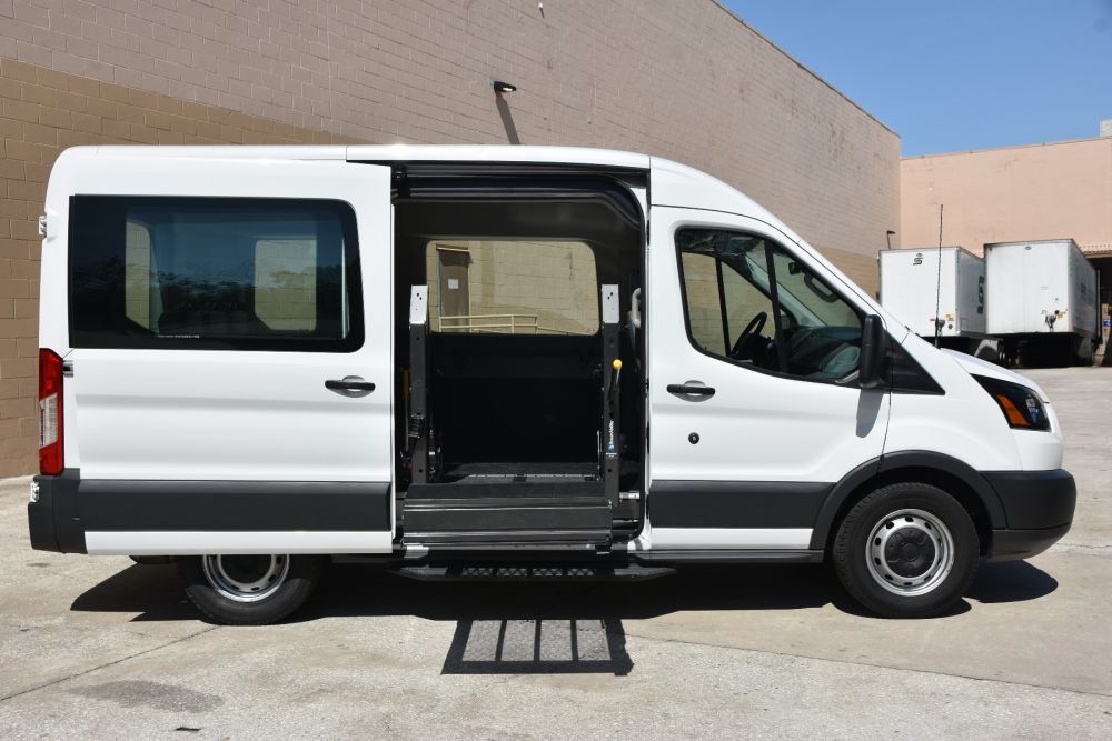 ford transit wagon 2018 1FMZK1CG8JKA77412 image ford transit wagon 2018 1FMZK1CG8JKA77412 image
